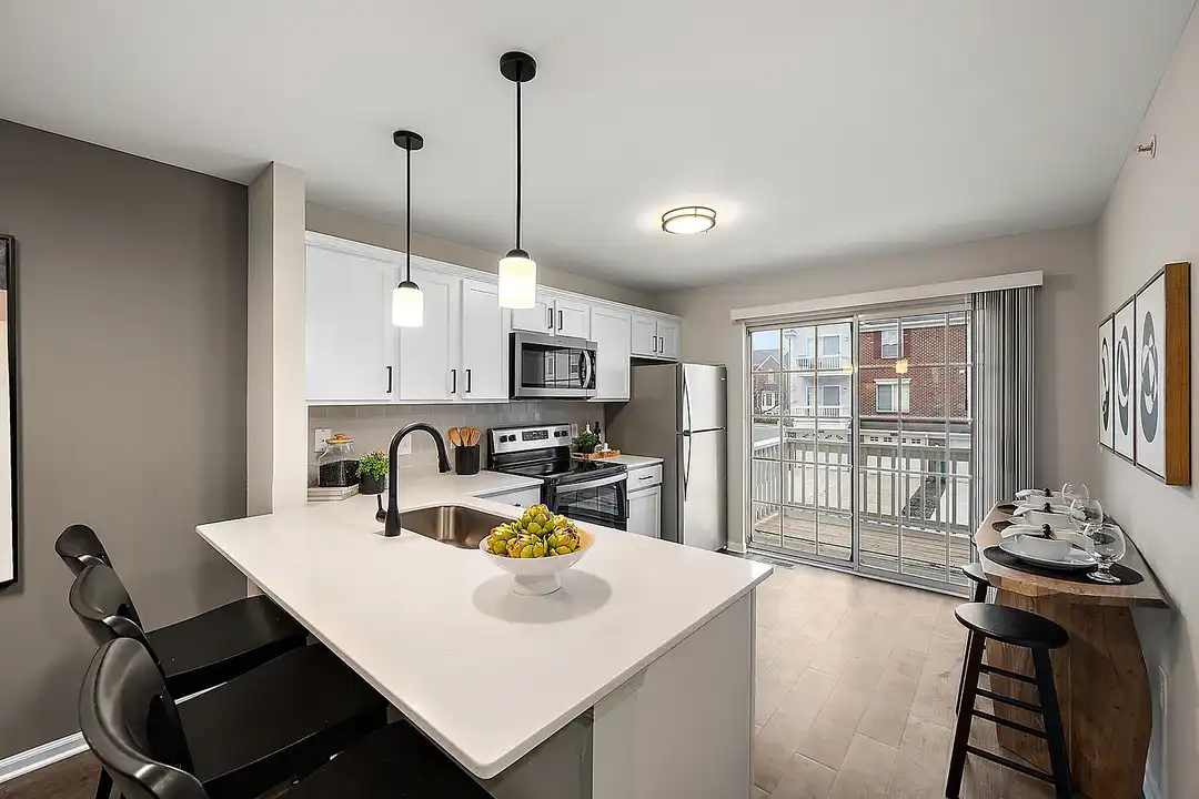 Brownstones – photo 1