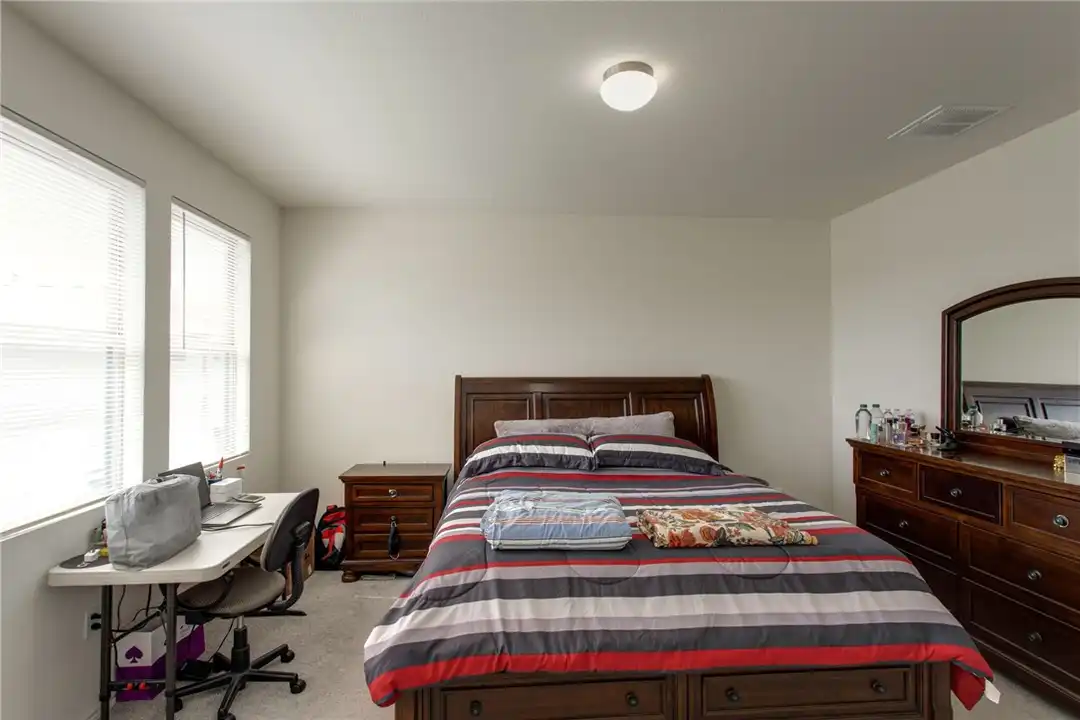 9109 Garnet Dr - View 4