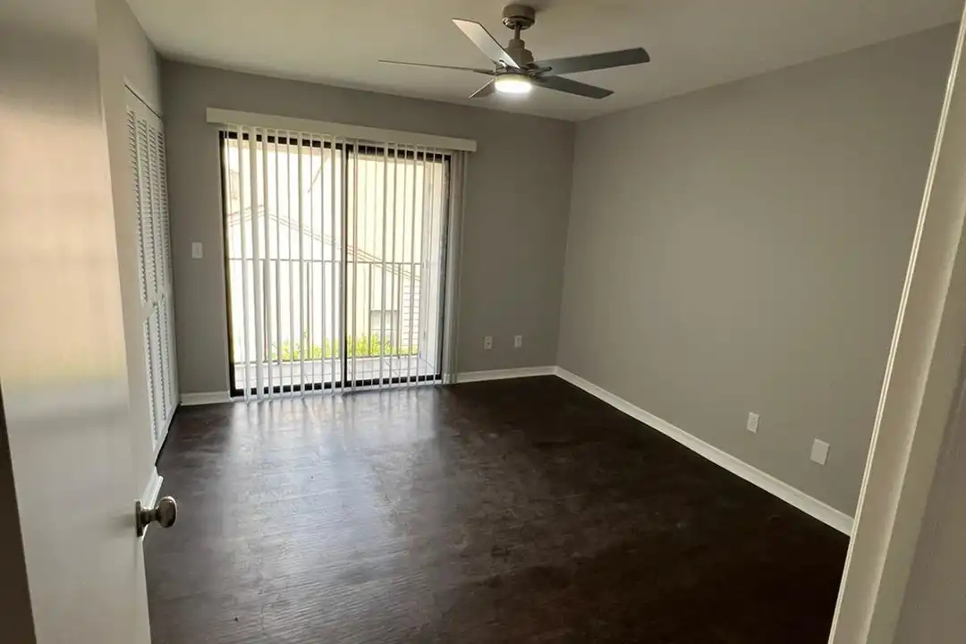 811 SE 12th Ave unit 302 - View 2