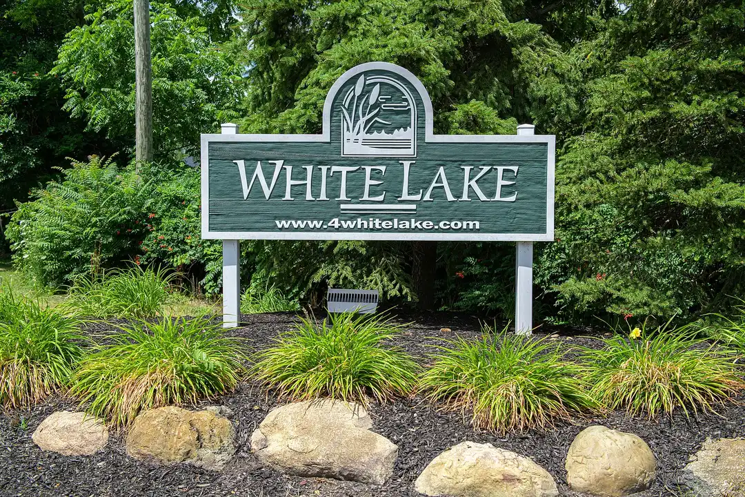 White Lake – photo 1 of 27