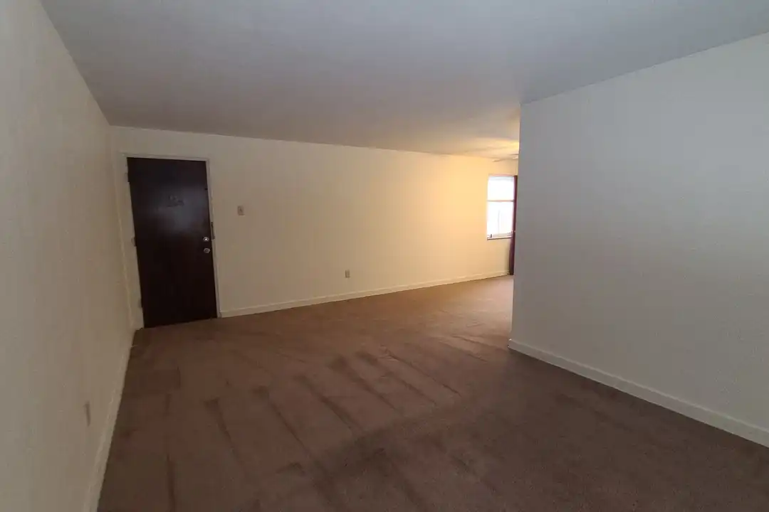 711 Wisteria Ave unit WIS - A-6 - View 2