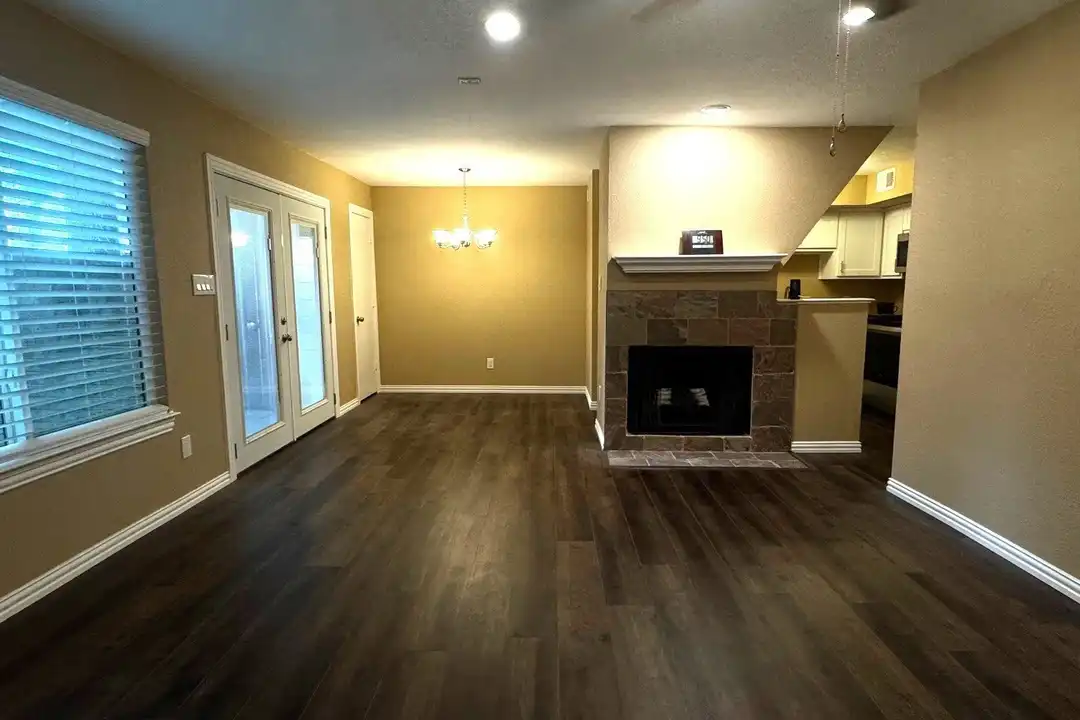 2314 Bamboo Dr #I105 - View 4