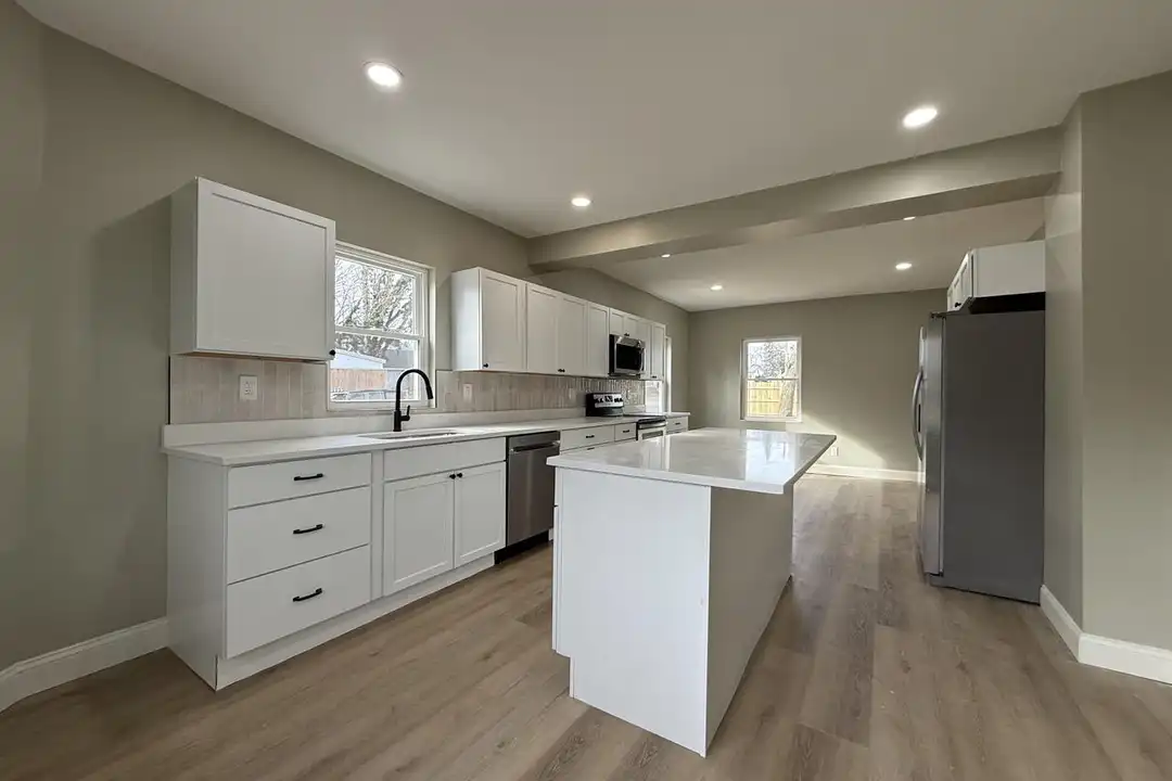 901 Cleveland Ave – photo 1