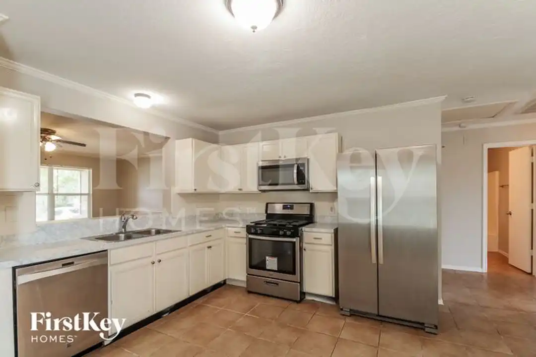 3235 Becker Glen St - More