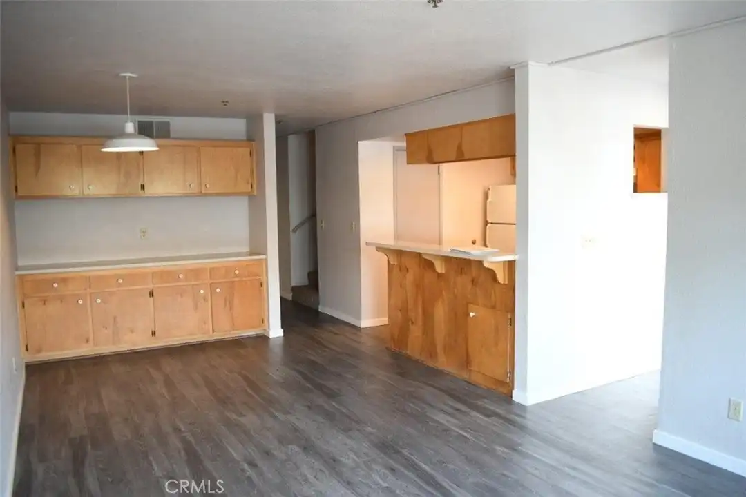 1239 Foothill Blvd #112 - More