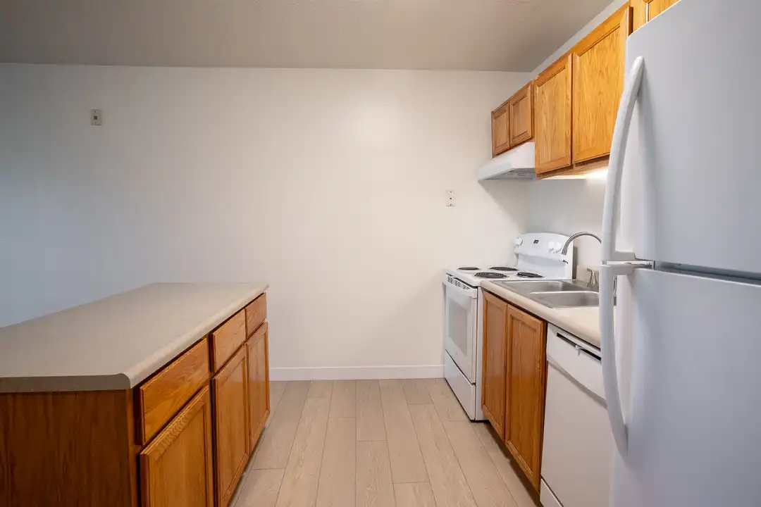 4611-4631 SW Luradel St unit 29 - Więcej