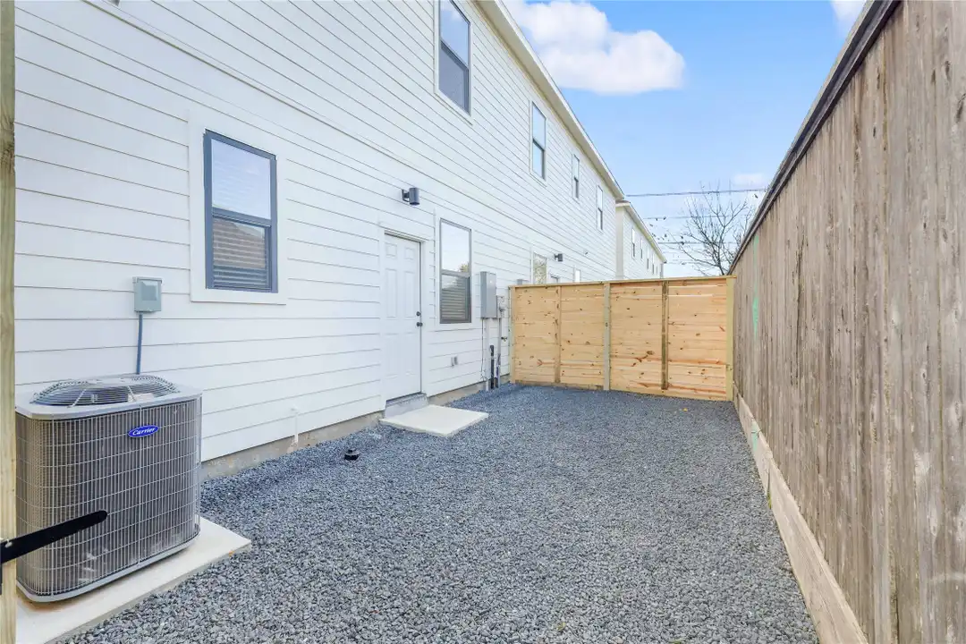4604 Indie Hts Ln unit B - View 5