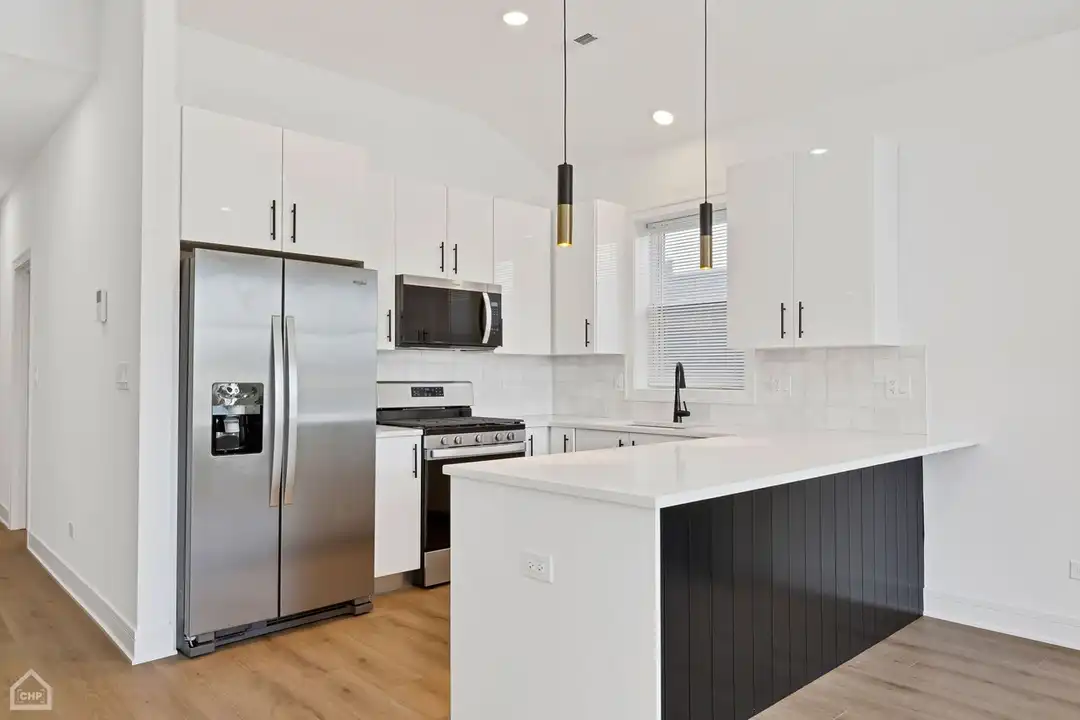 6500 S Maryland Ave - View 6