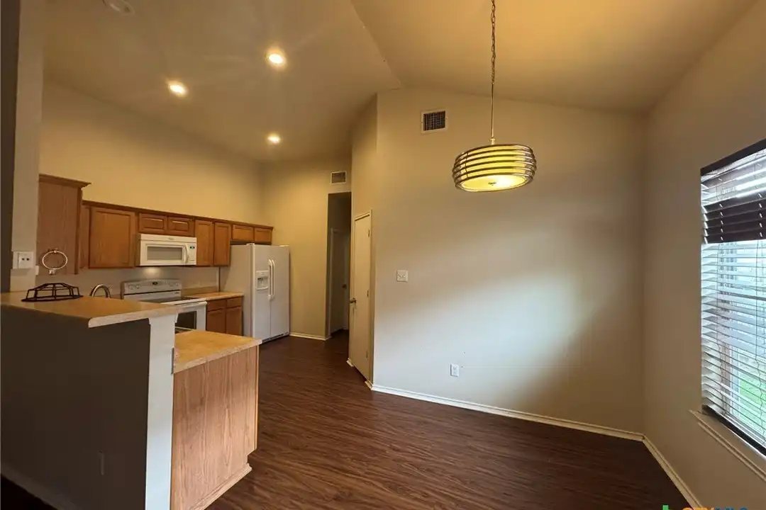248 Rosalie Dr #B - View 3