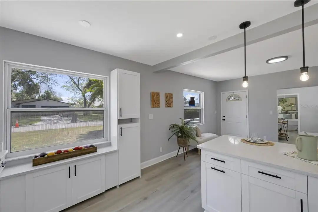 4110 Indianapolis St NE - View 3