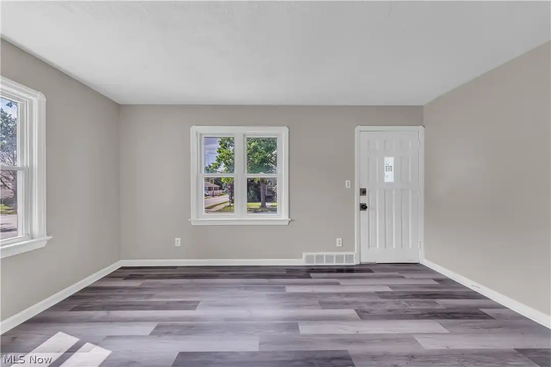 13702 Wainstead Ave – pohled 3