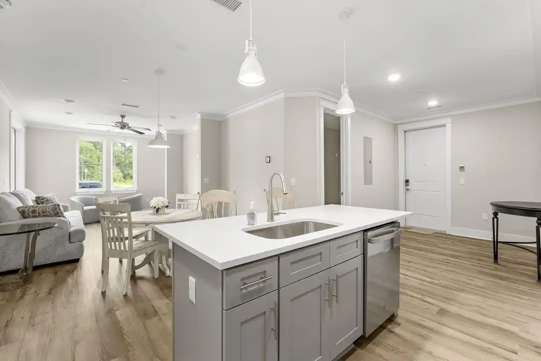 725 J D Miller Rd - View 4