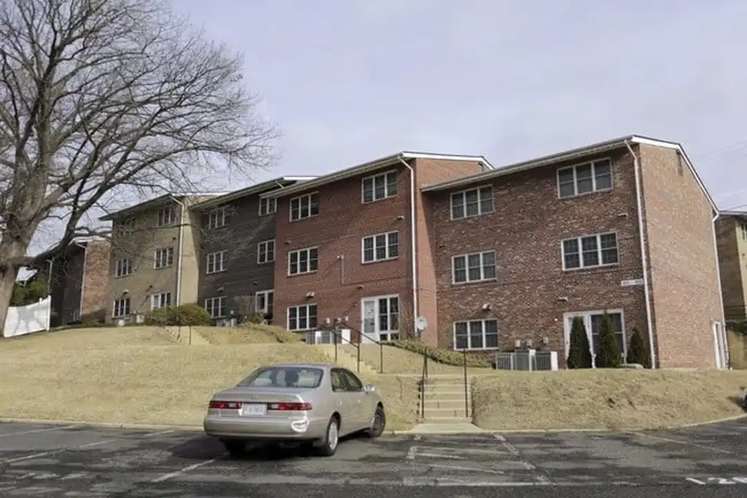 Normandy Hill Apartments – photo 1