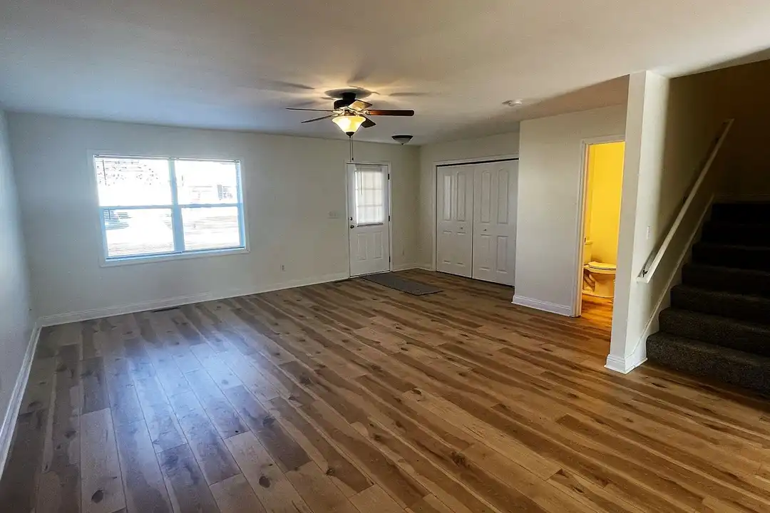 257 Meadow Ln unit 257 Meadow Lane – photo 1 of 16