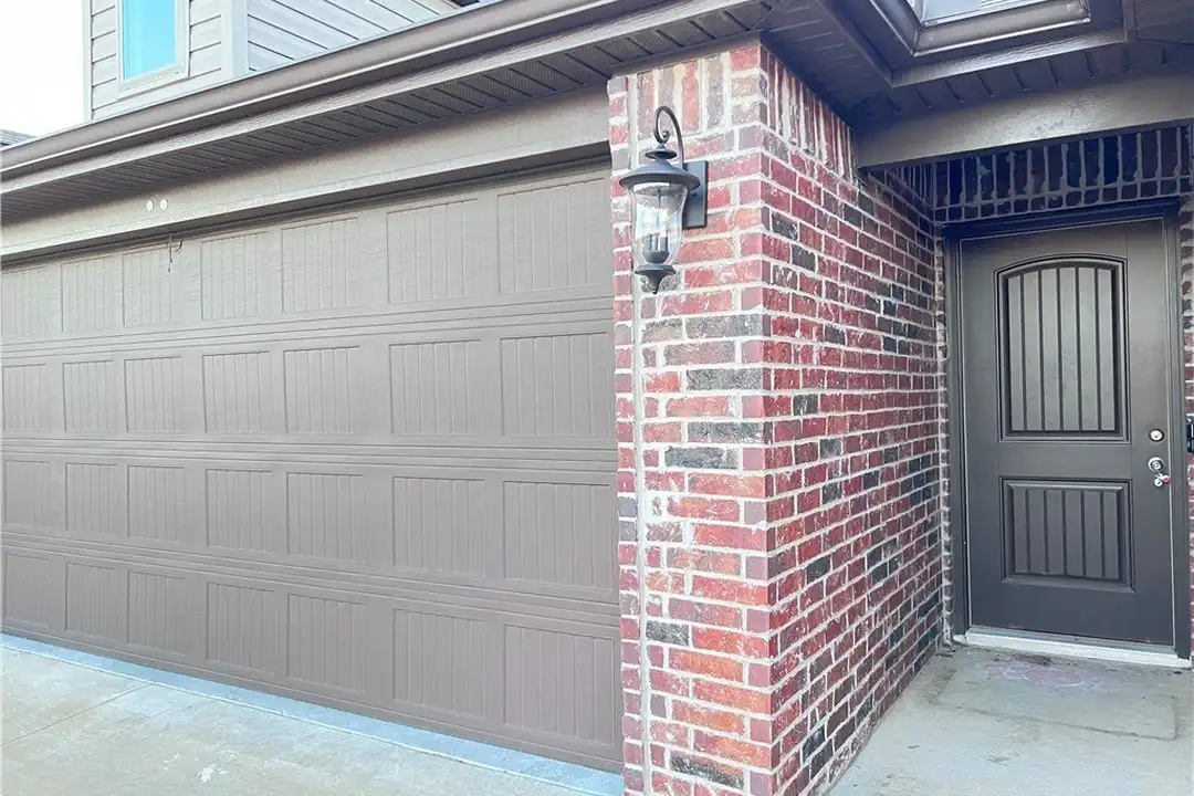 431 Red Robin St - View 5