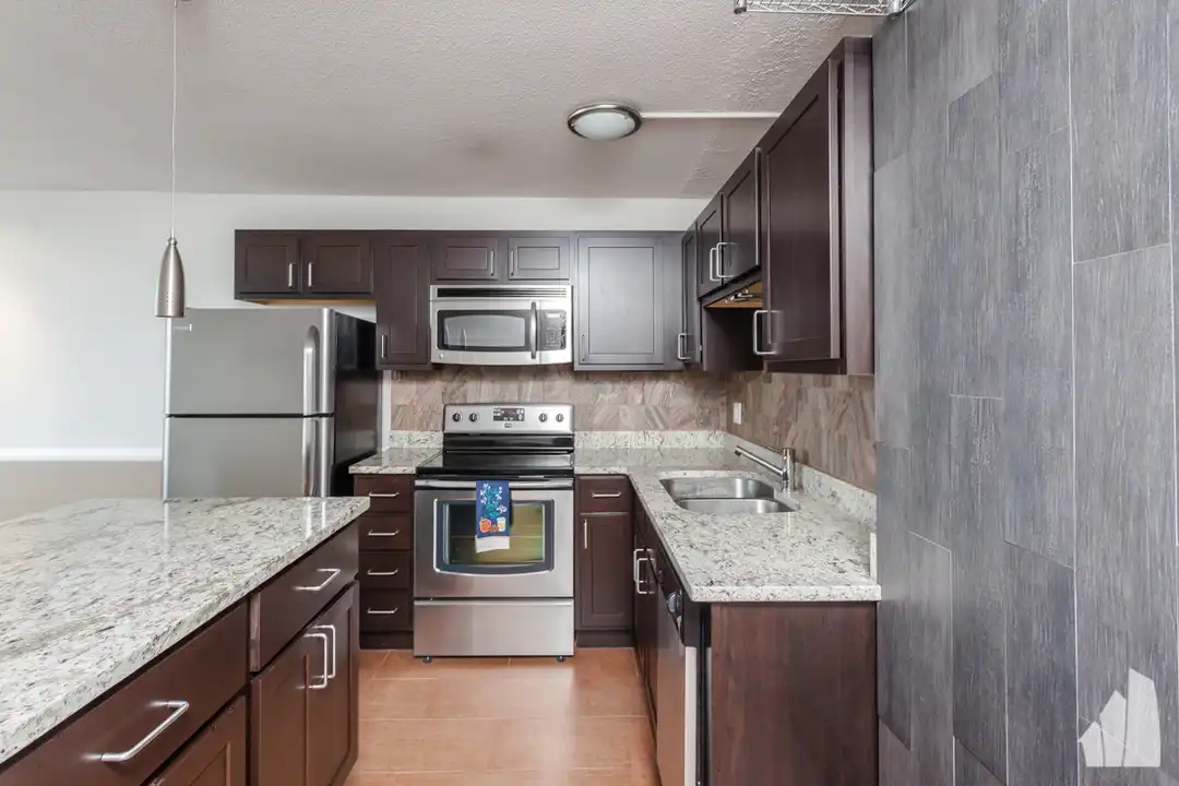 2728 N Hampden Ct unit 1604 - View 4