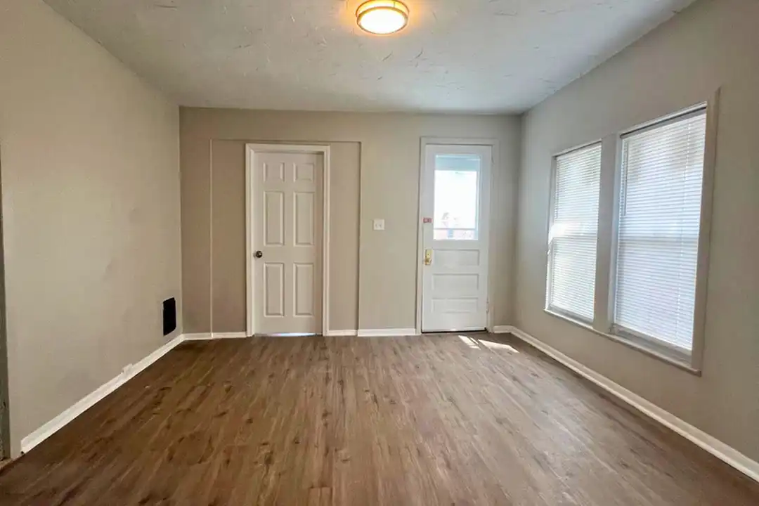 836 E 156th St unit UP - View 5