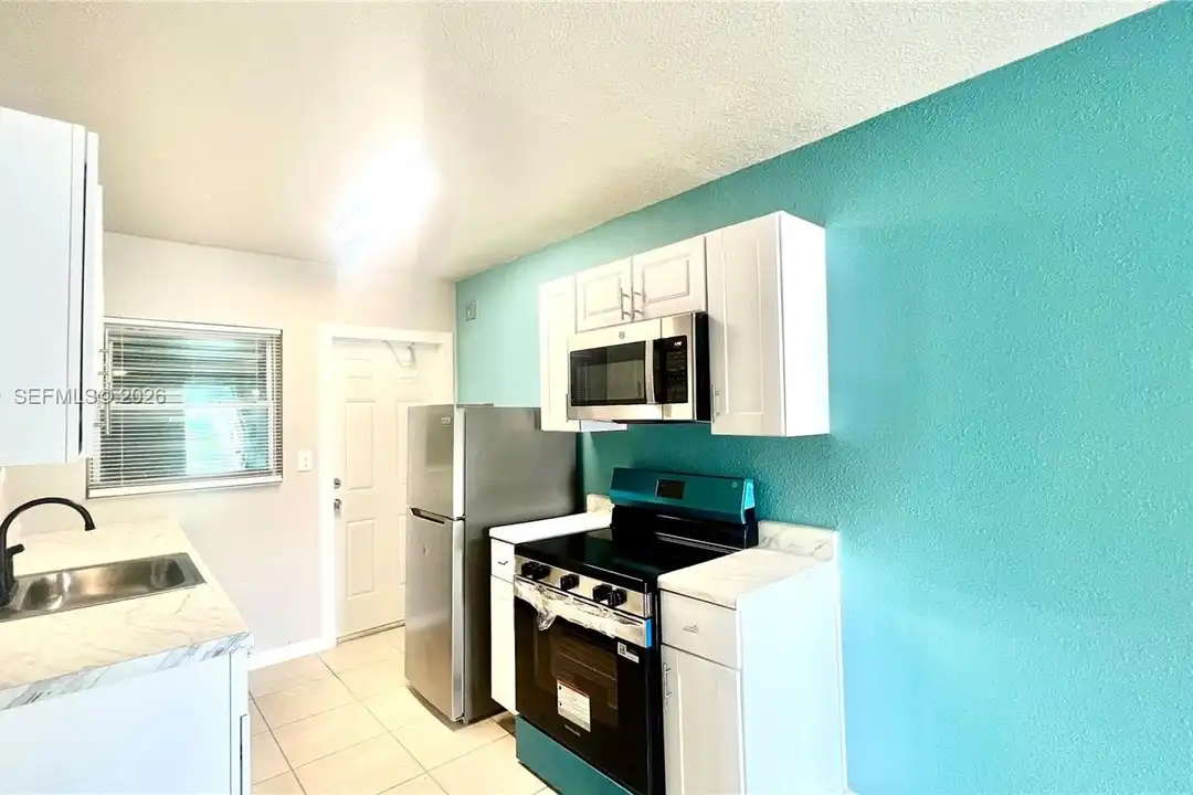 1308 N 21st St #B - View 5