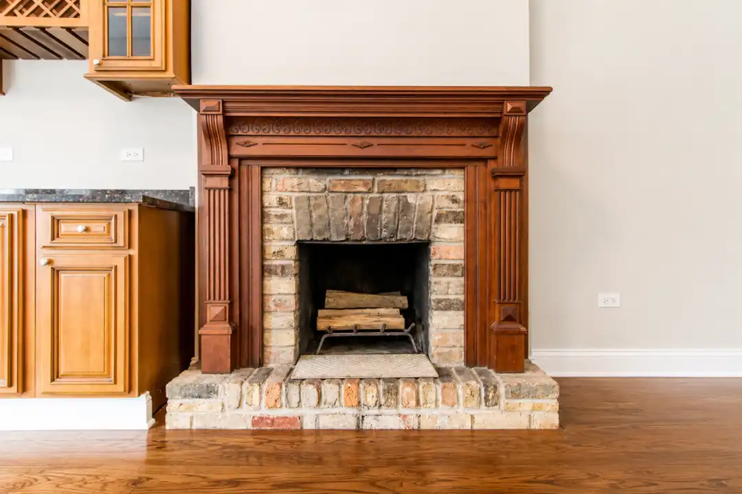 933 W Newport Ave - View 5
