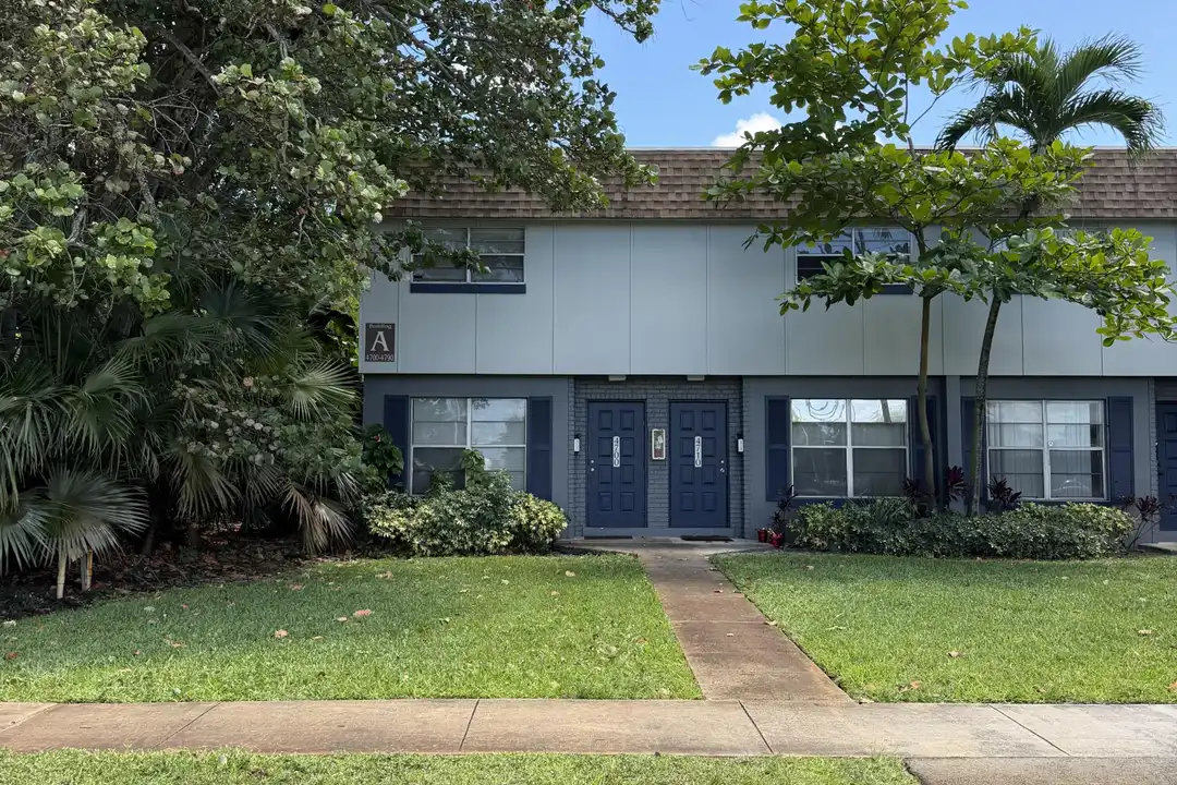 4700 NW 9th Ct unit 4700 - View 4