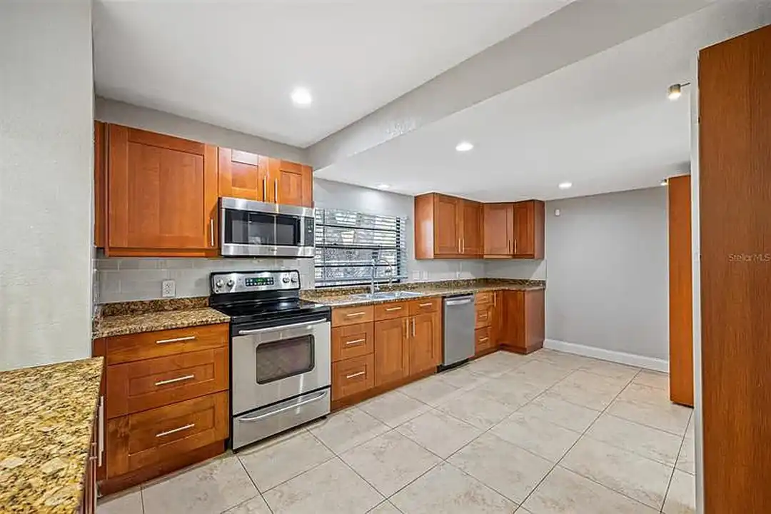 3910 W Pine St – pohled 2
