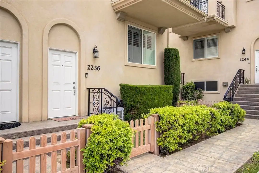 2236 Dominguez St - View 3
