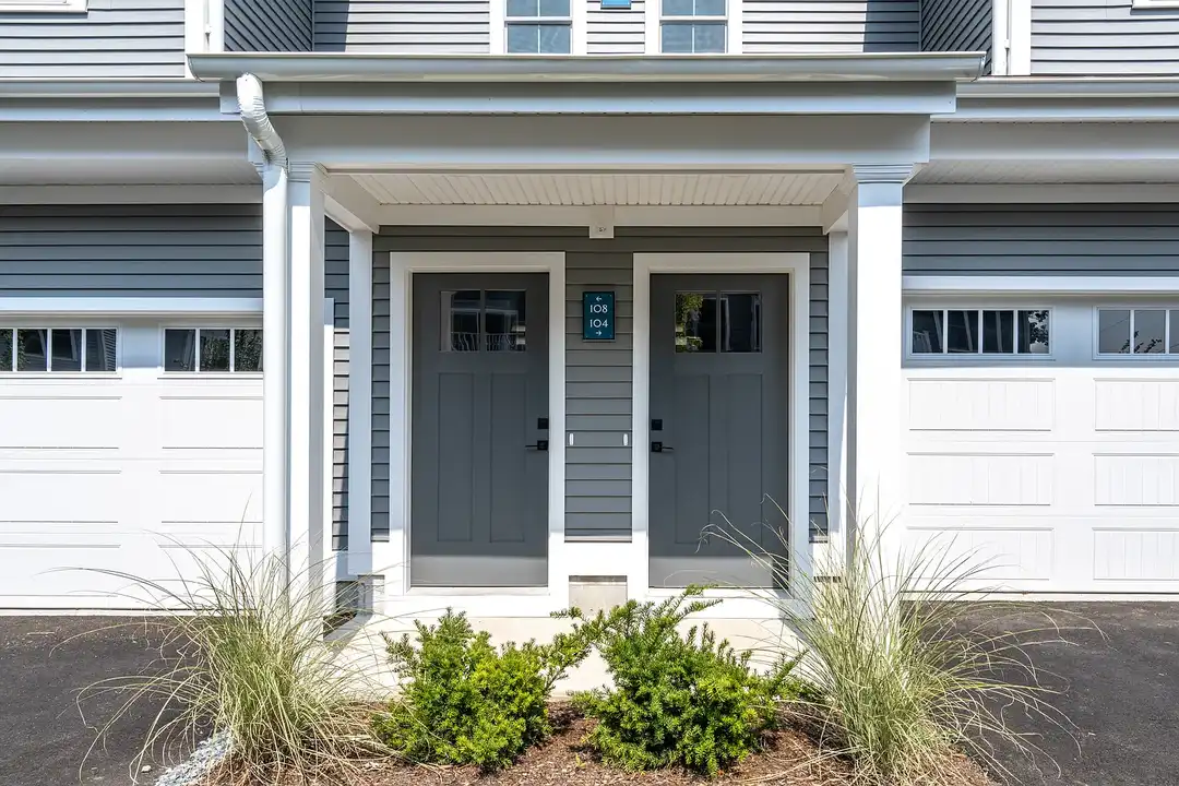 15 High Street Residences – photo 1 of 21