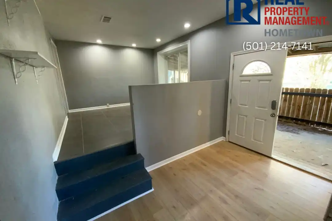4100 Driskill Dr - View 4