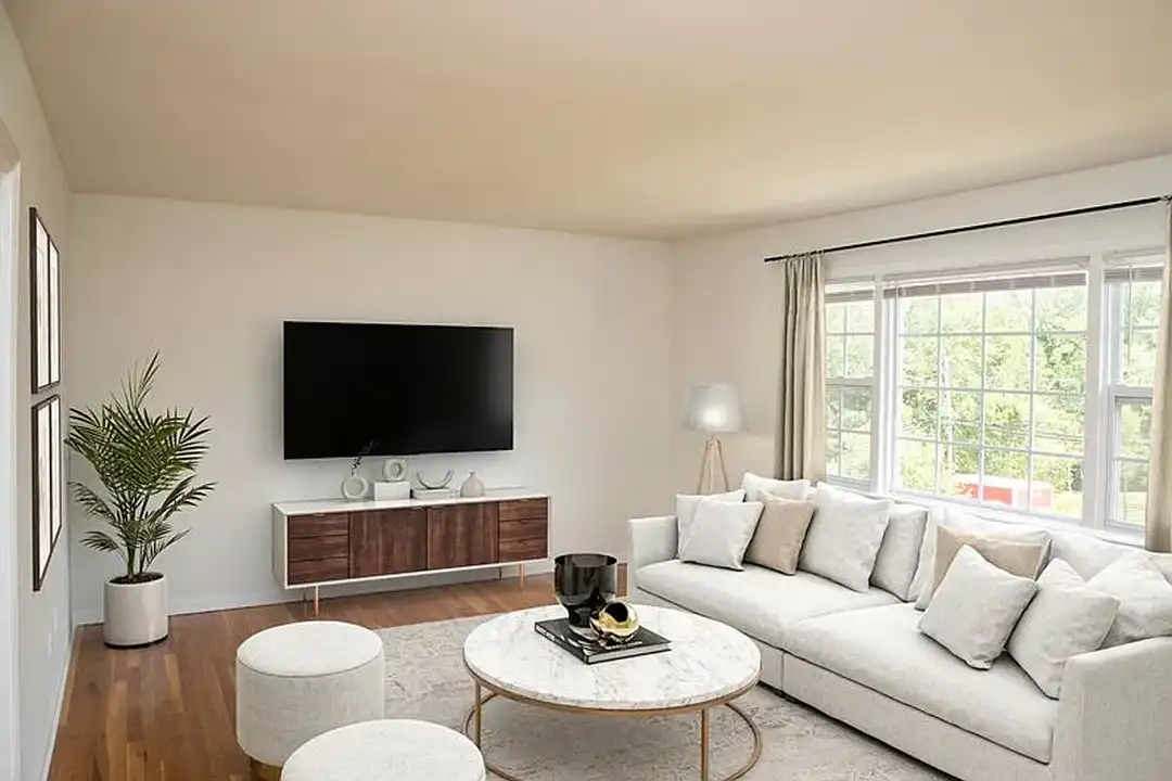 Apartment in West Orange - View 5