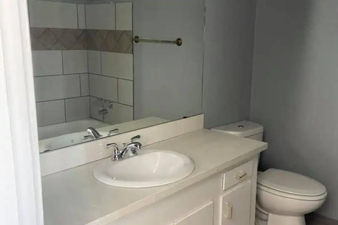 Apartment in Houston - View 2