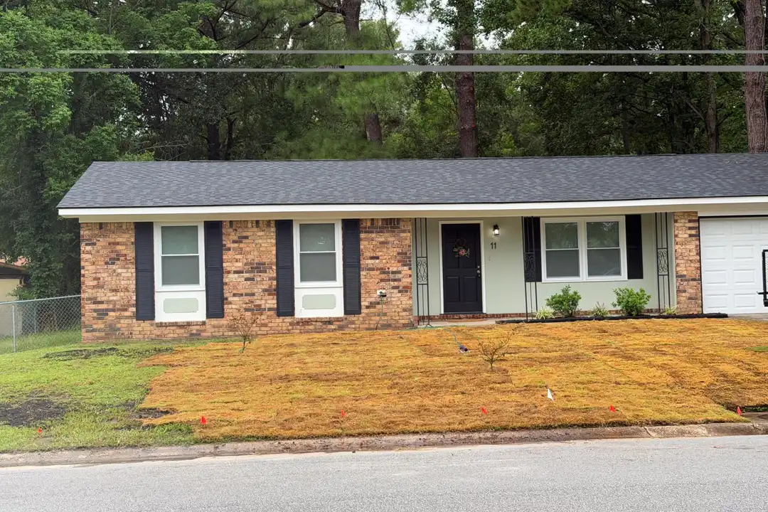 11 Kenilworth Rd – photo 1