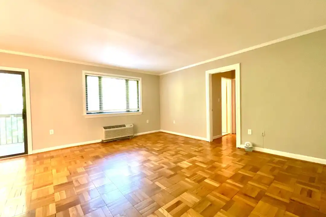 4114 Davis Pl NW unit 210 - More