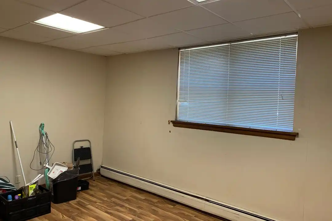 Apartment in Madison - View 3