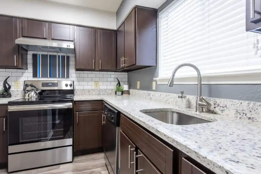 2700 Central Dr unit # 2721 - More