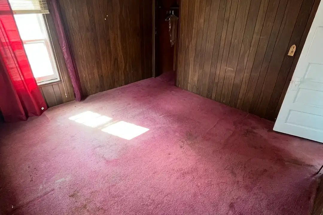 722 Hamilton Ave – photo 1 of 9