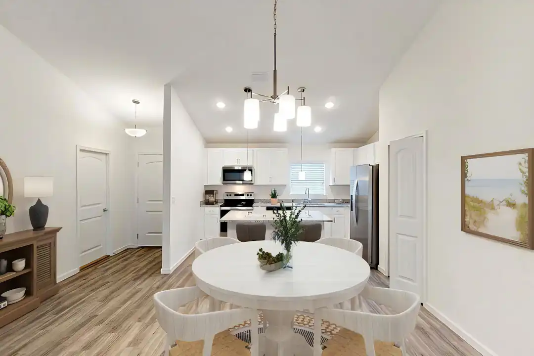 1374 Jupiter Blvd NW - View 3