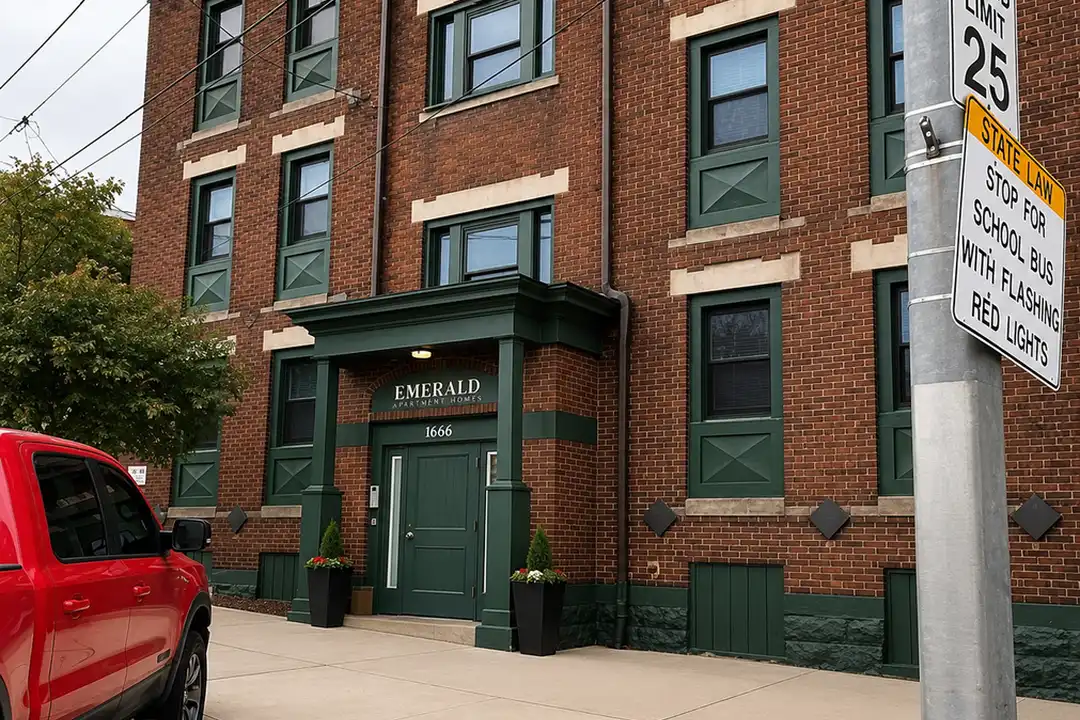 1656 Broadway Ave unit 201 – photo 1