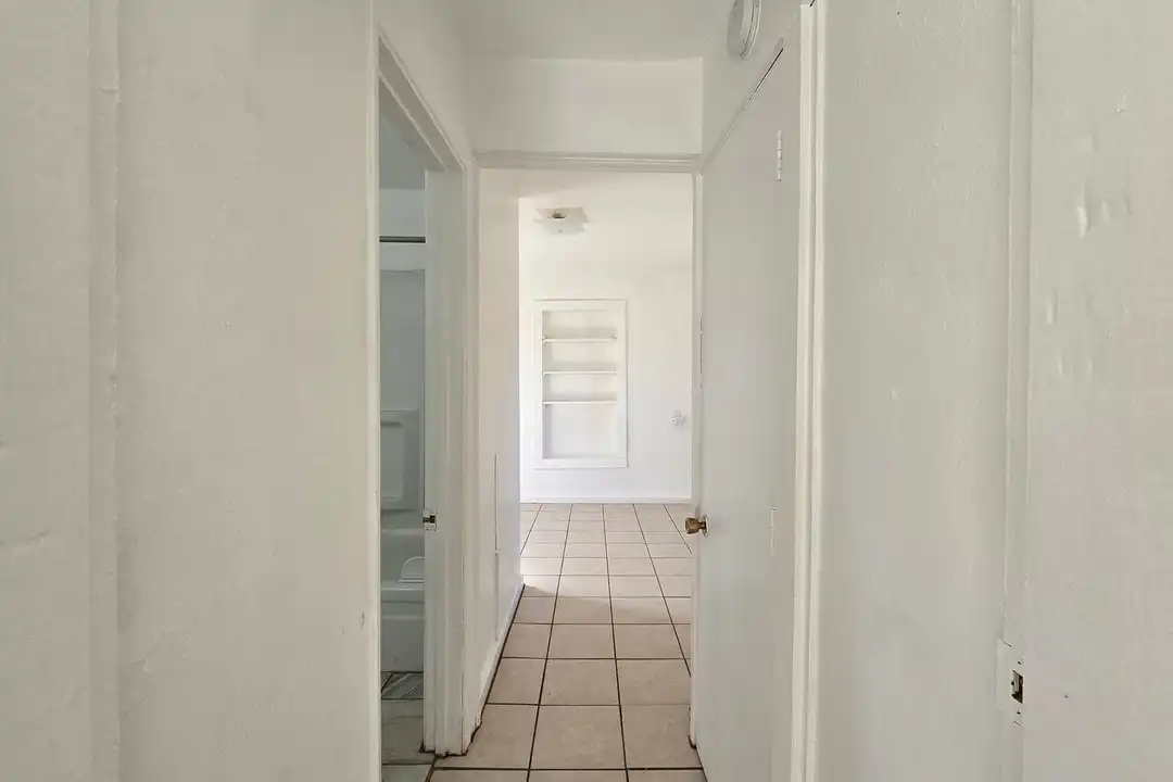 House in Santa Fe - More
