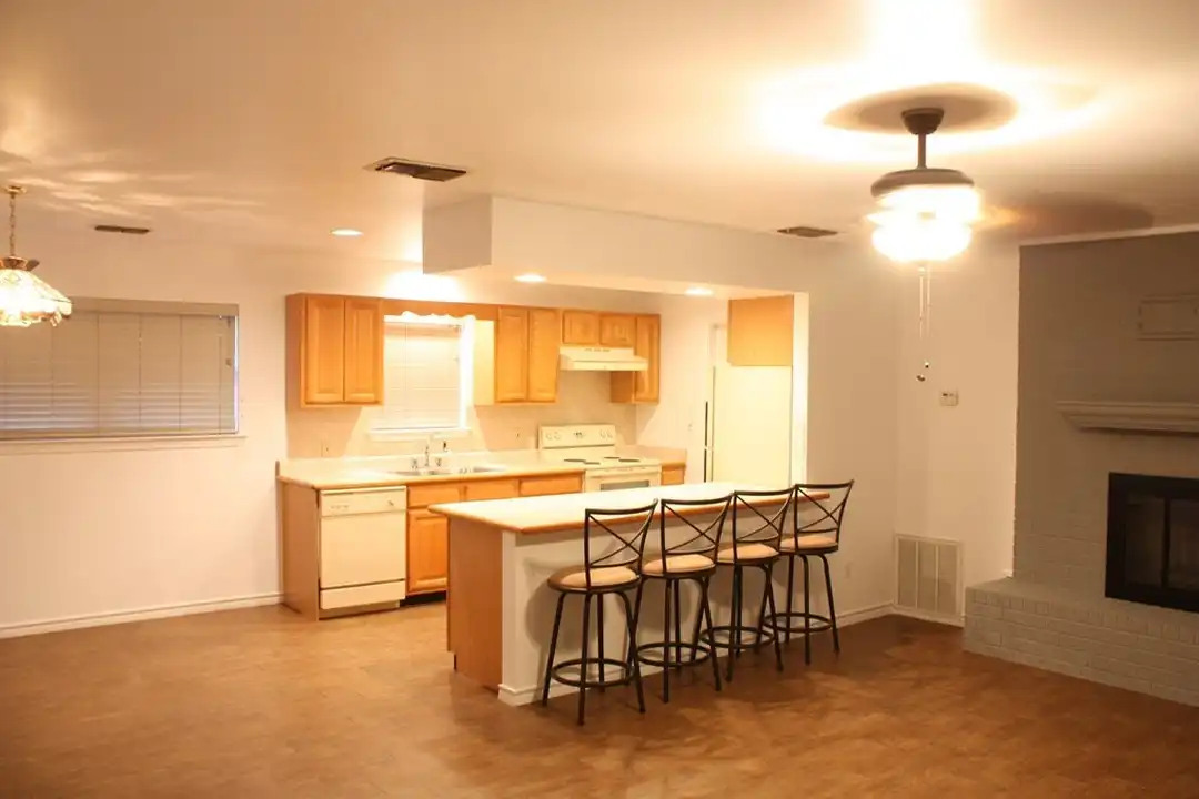 1316 Carol Ann Dr - View 4