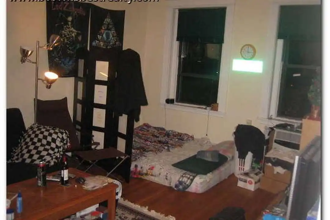 1318 Commonwealth Ave - View 3