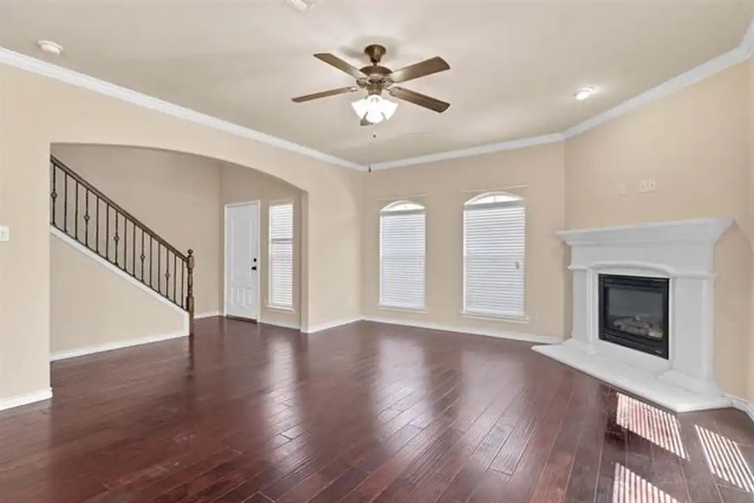 4213 Kiowa Dr - More
