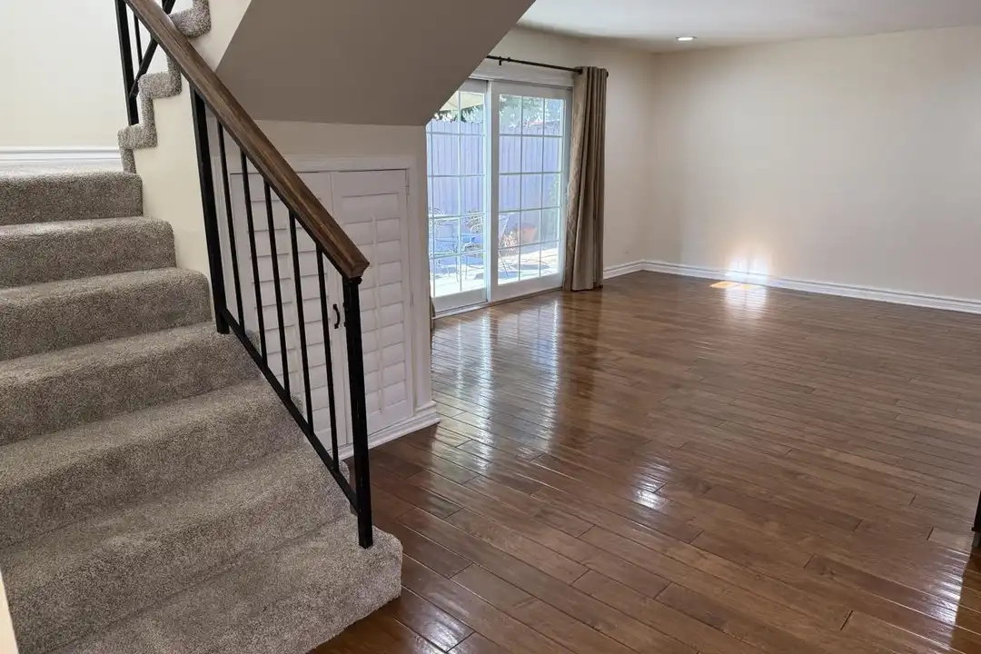 5727 Cochran St - View 2