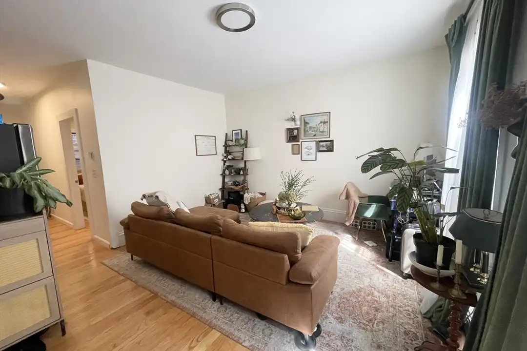 13 S Russell St unit 1 - View 2