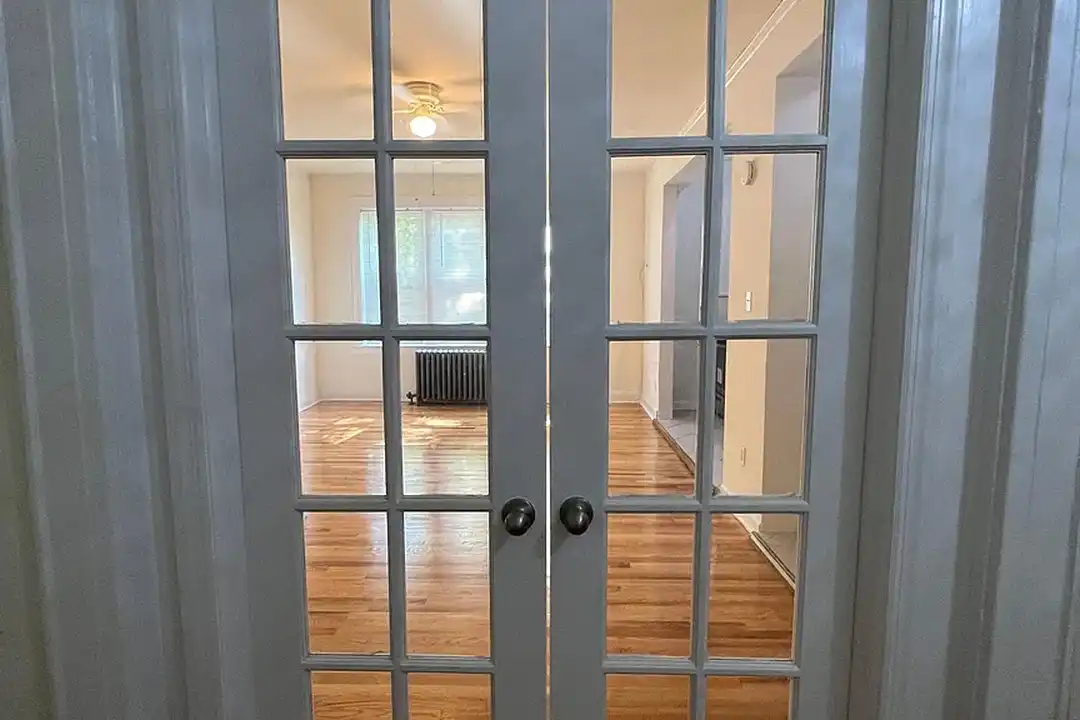40 Lenox Ave – photo 1