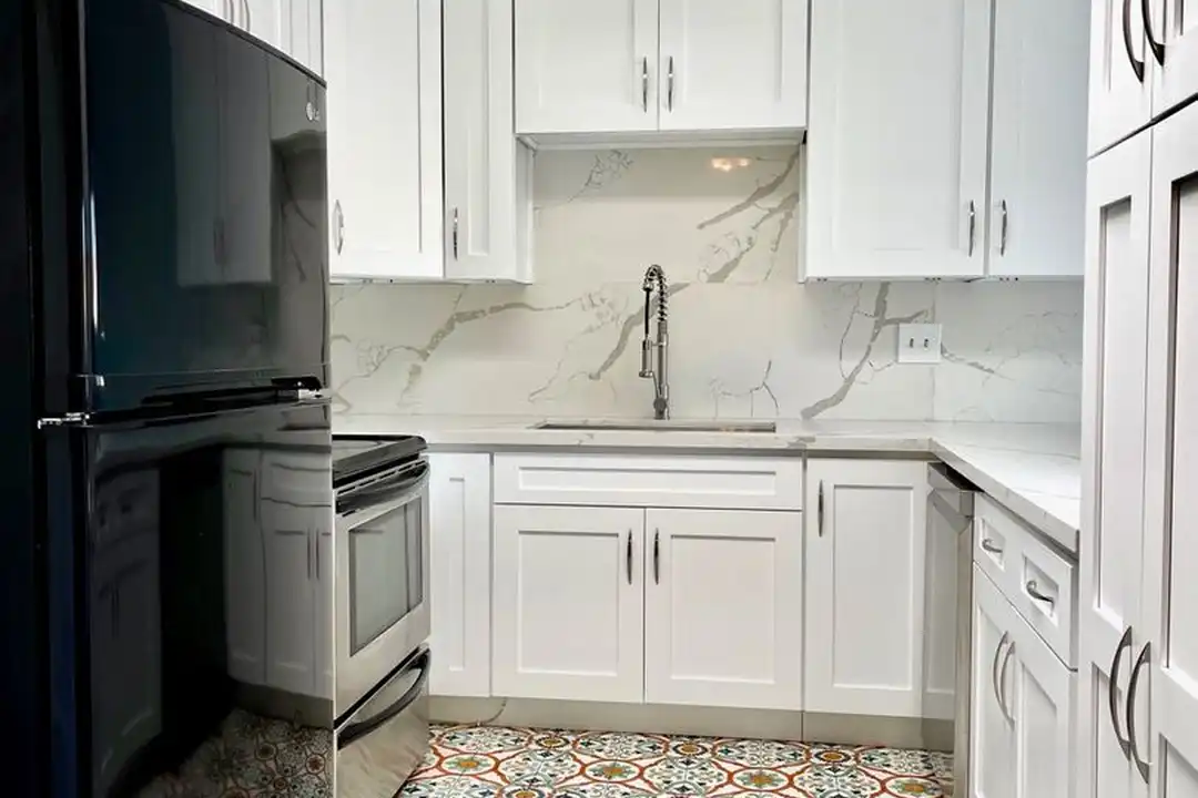 8310 Regents Rd unit # 3H – pohled 5