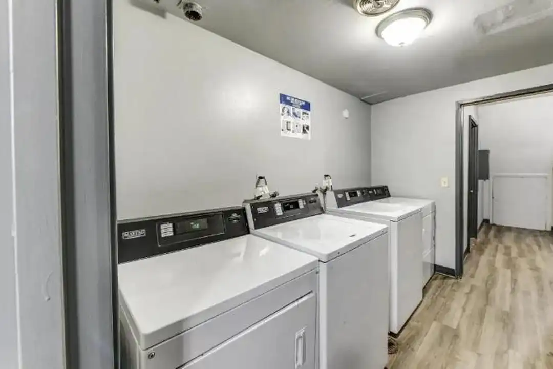 5133 Secor Rd – photo 1