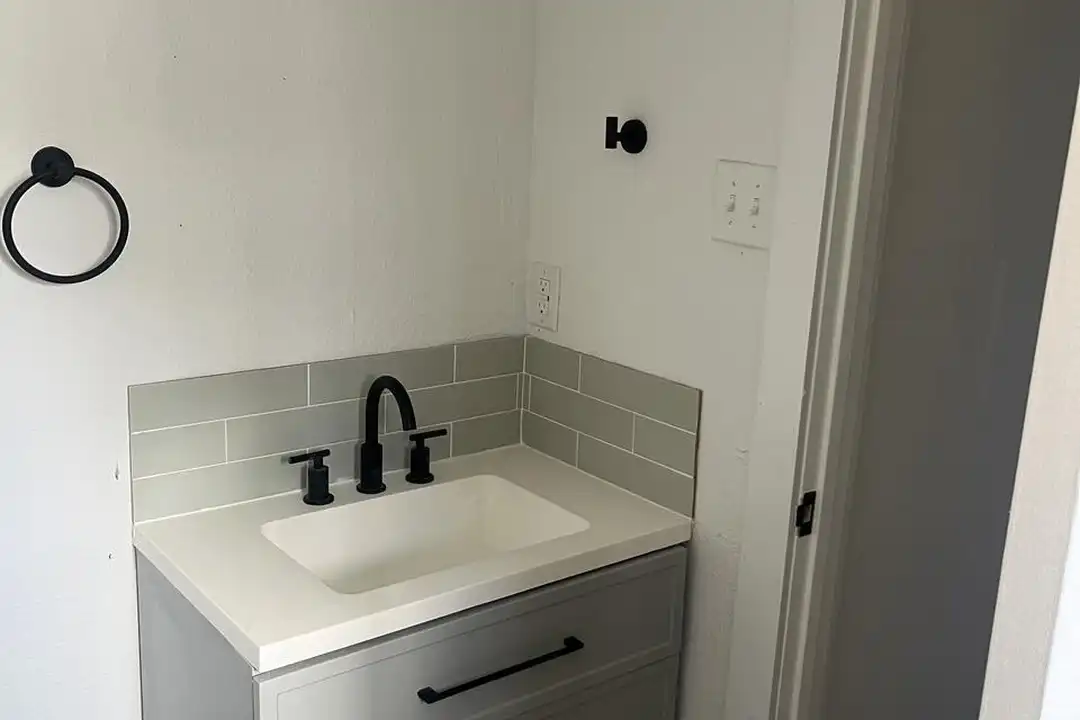 308 Natalen Ave unit C - View 5