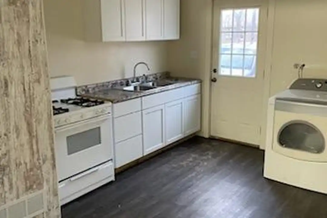 1519 W Perkins Ave unit AVENUE-1519 – photo 1 of 7