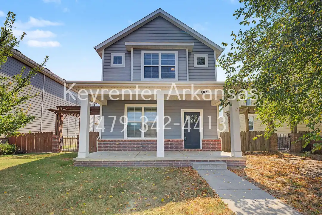 592 N Longfellow Ln – photo 1