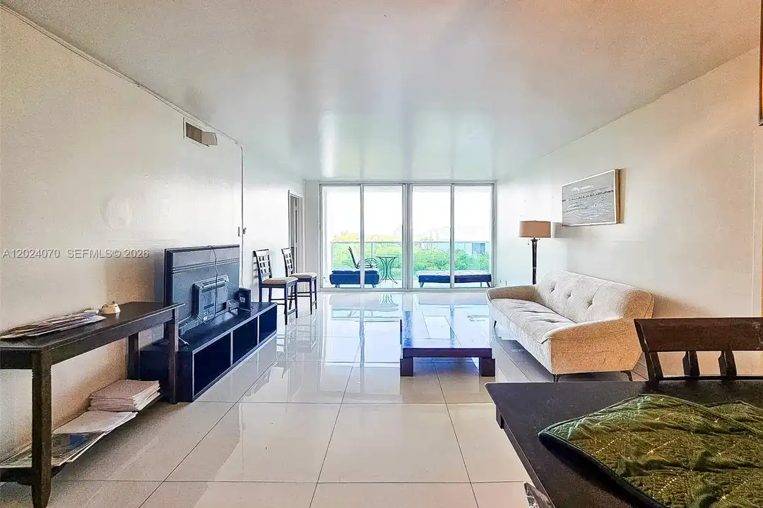 100 Bayview Dr unit 722 - View 5